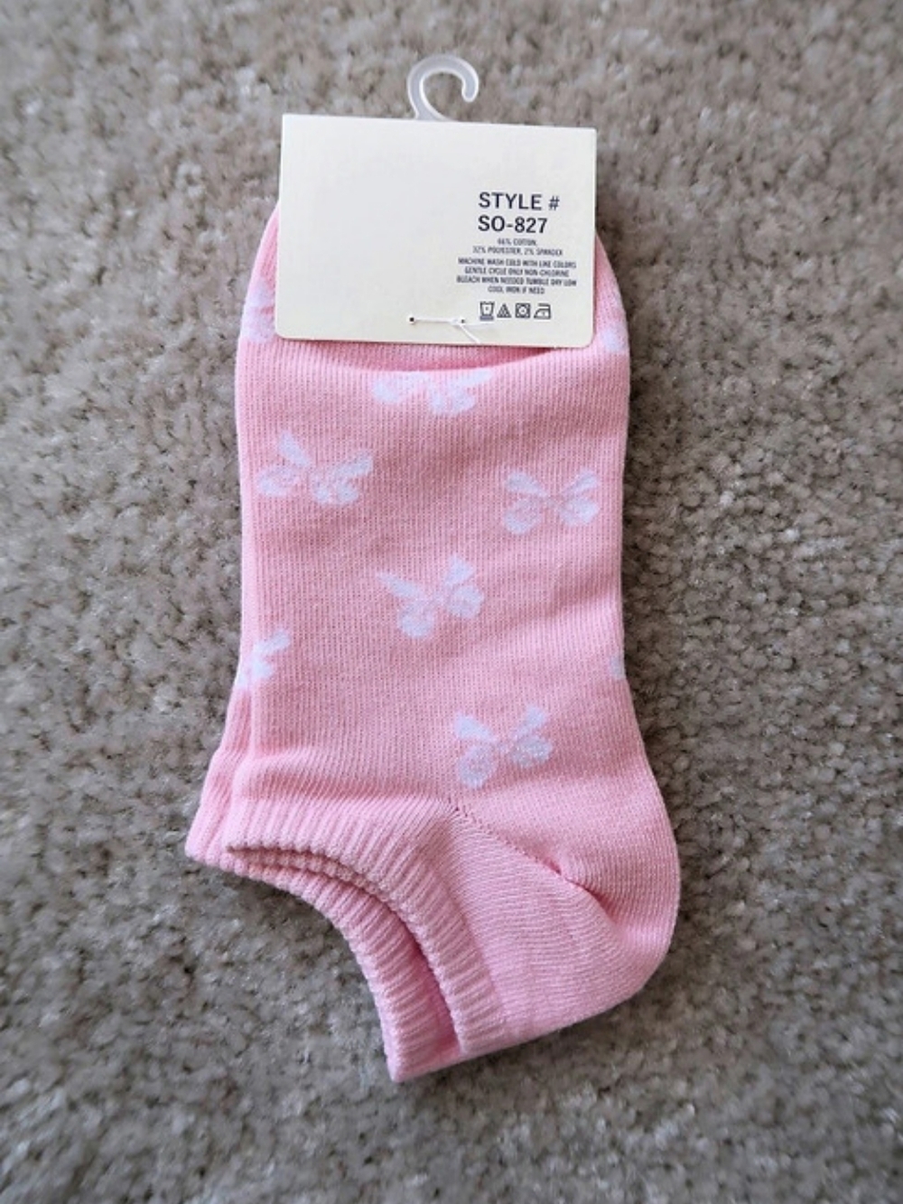 Bow Print  Ankle Socks - Picture 4 of 5